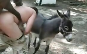 Novinha linda e seu vicio em sexo selvagem - donkey, videos with beastiality